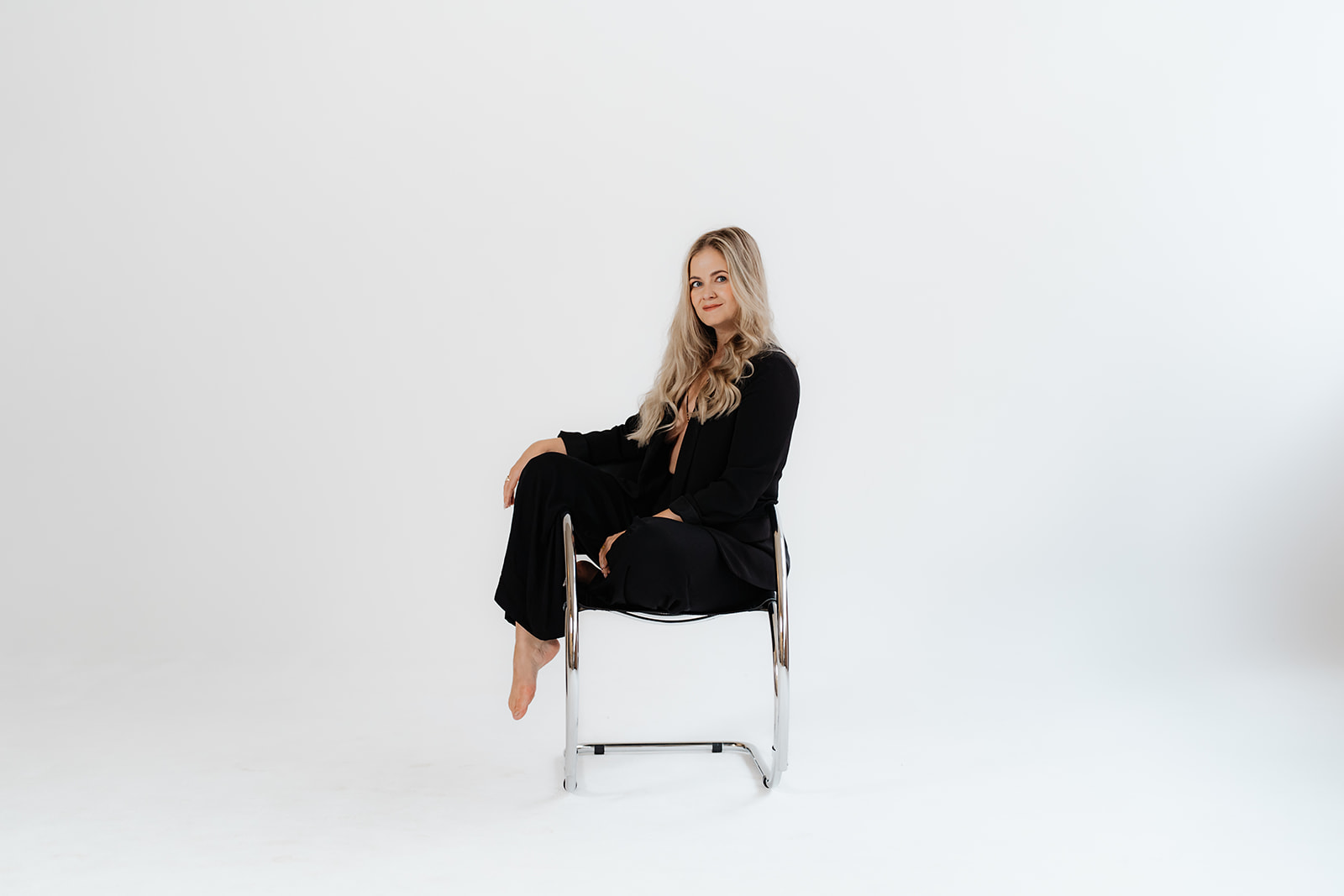 Portrait of Sina Ehresmann, co-founder